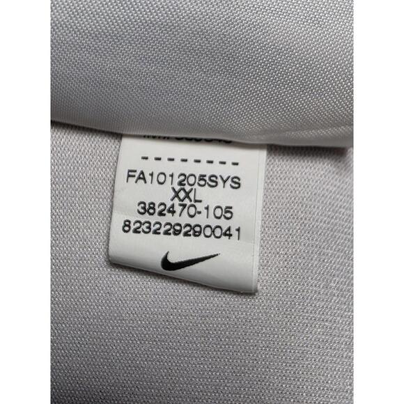 Manchester United 2010/2011 Nike Football Shirt Soccer Jersey Size Large B0 - Picture 6 of 9